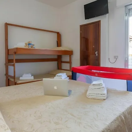 Hotel Kennedy 3*
